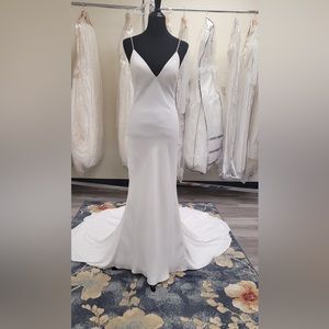 Custom made, Grace loves lace “summer” dupe wedding dress!